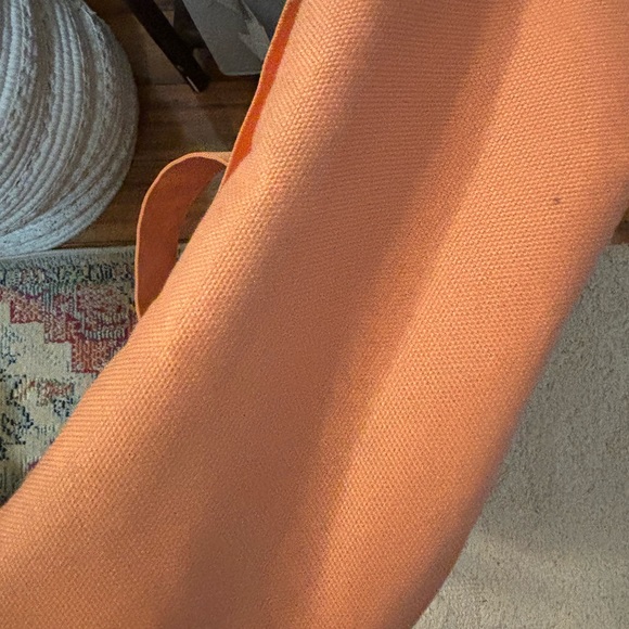 Herschel orange back pack - Picture 7 of 7